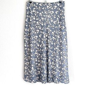 Nordstrom Rack Blue and Cream Floral Patterned Midi Skirt